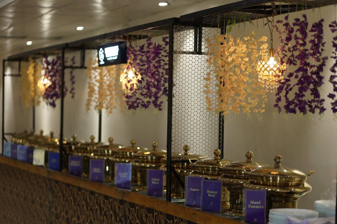 Bespoke Royal Feast Setup