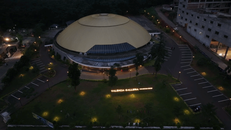 Valencia Galleria Intro